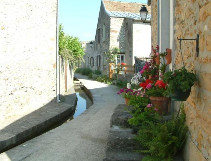 Petite Maison De Village Maincy Bagian luar foto